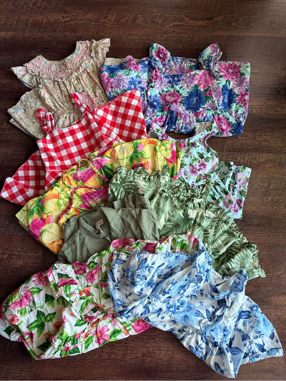 Janie and Jack Girls bundle, 10 outfits - Floral, Gingham, Tropical Color